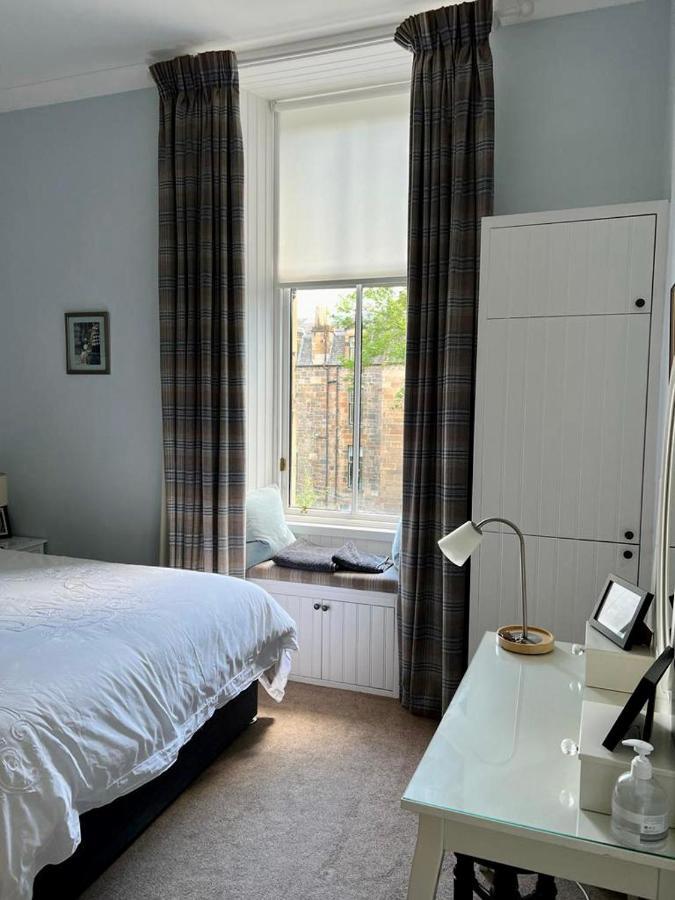 Beautiful Double Room In Idyllic West End Townhouse Glasgow Exterior photo